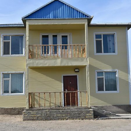 Bulbul Jamak Travel Hostel Olgii Bagian luar foto