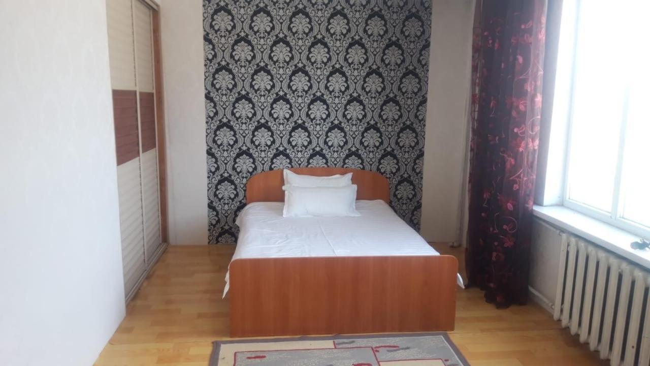 Bulbul Jamak Travel Hostel Olgii Bagian luar foto