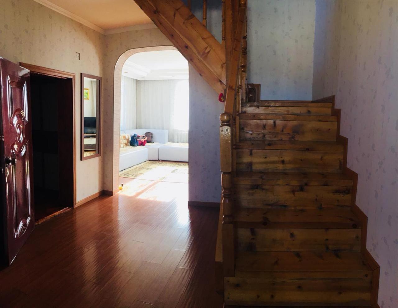 Bulbul Jamak Travel Hostel Olgii Bagian luar foto